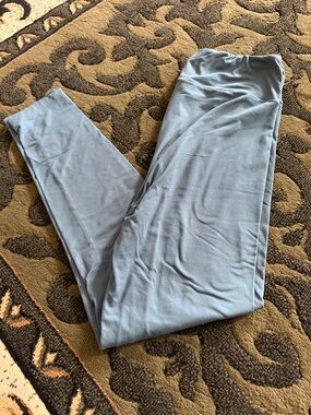 LuLaRoe Light Blue Leggings